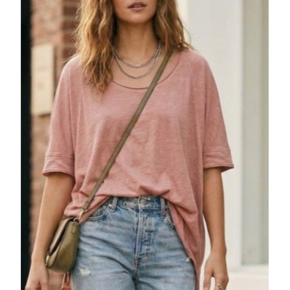 We The Free Free People Size XS Pink Oversized Tee Shirt Slouchy Raw Hem Boho